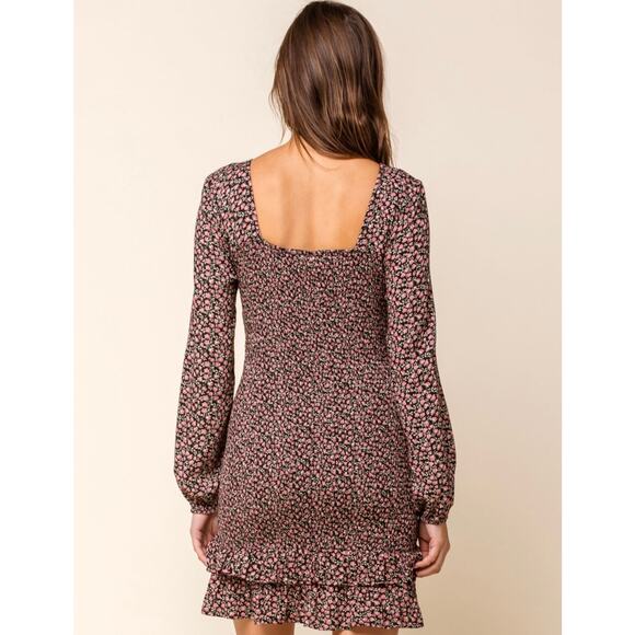 Tillys West Of Melrose Garden Party Smocked Ruffle Hem Mini Dress XL NWT - Picture 3 of 9